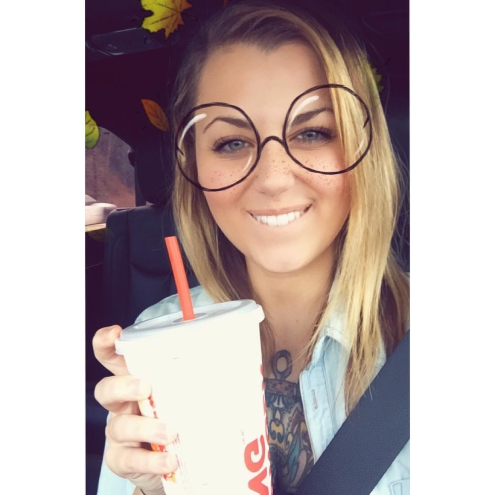 Meet your Posher, Andrea